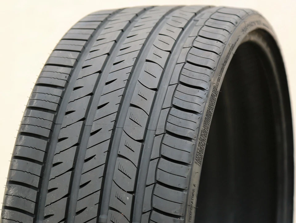 2 Tires Evoluxx Capricorn UHP 275/25R30 101W XL A/S All Season High Performance - Image 4 of 4