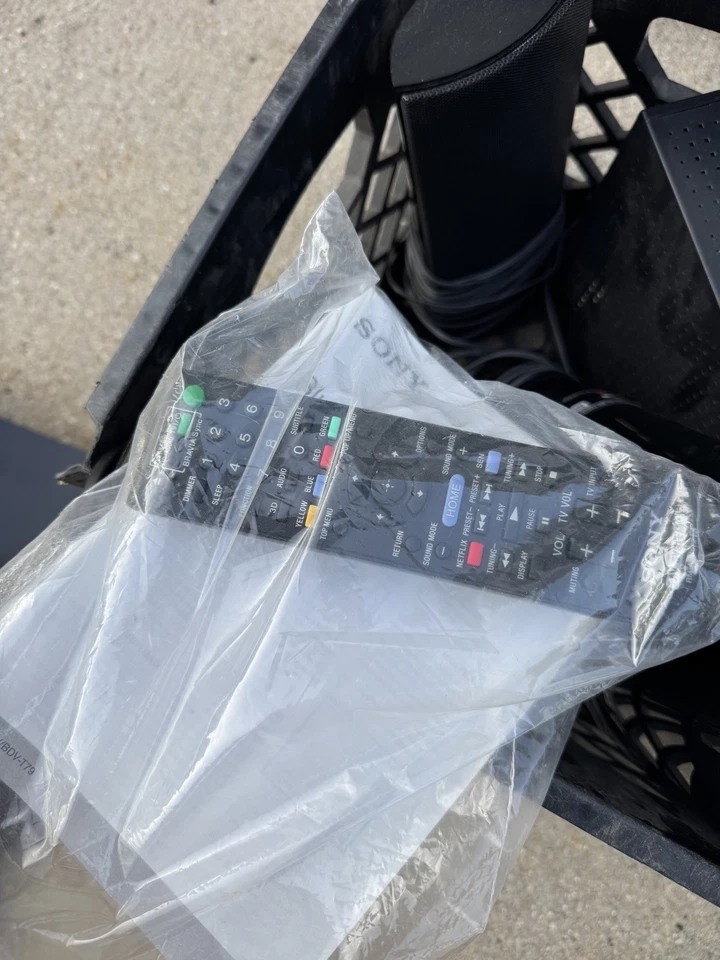 SONY HBD-N790W BLU-RAY 3D PLAYER HOME THEATER System for parts/repair - Image 4 of 4