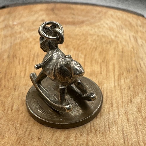 Ciondolo vintage argento sterling 925 figura cavallo a dondolo gioiello 4,9+g - B14-1 - Foto 4 di 7