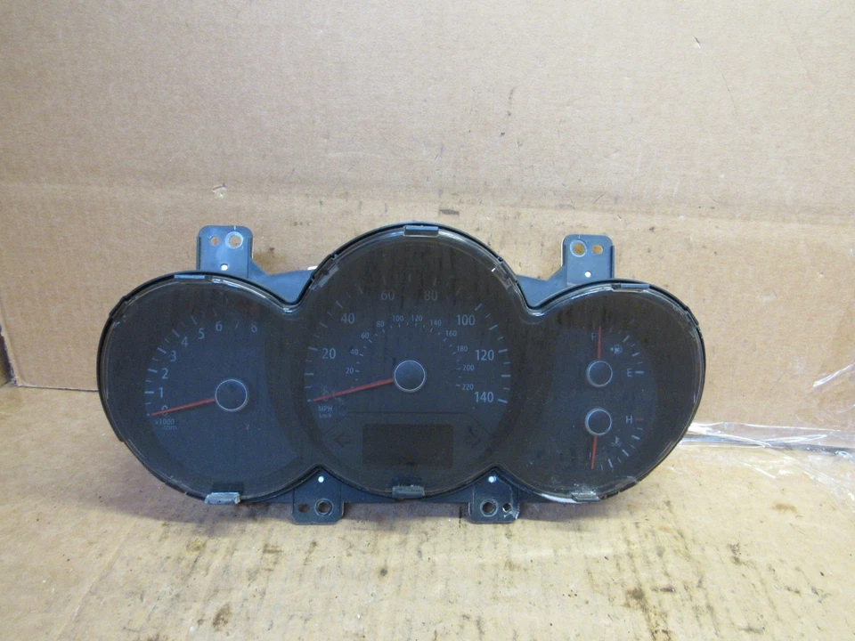 Kia Soul 2012 2013 cabezal de instrumento velocímetro medidor panel OEM 119924 millas Foto 3 de 4