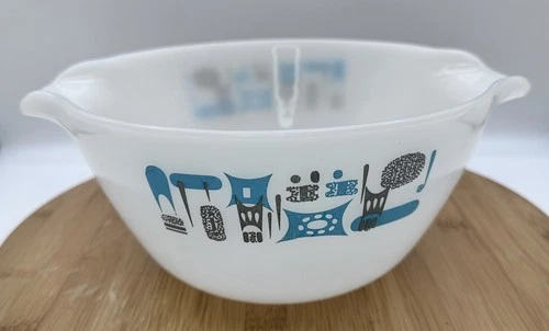 ANCHOR HOCKING FIRE KING Blue Heaven Cinderella Mixing Bowl 10.2” Vintage