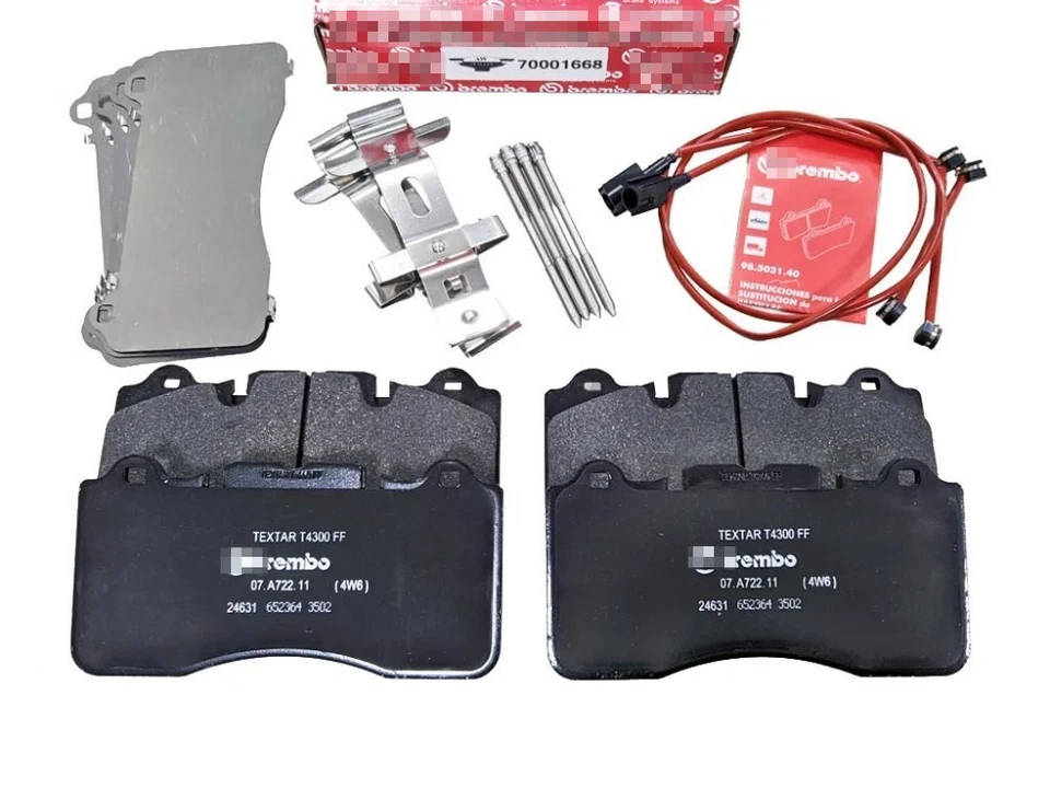 Kit de pastillas de freno delanteras con sensor para Ferrari 458 Italia y 458 Spider OEM 70001668 Foto 4 de 4