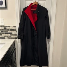 Tempo Europa London Fog Black Trench Coat with Zip Out Red Wool Lining Size 8 R