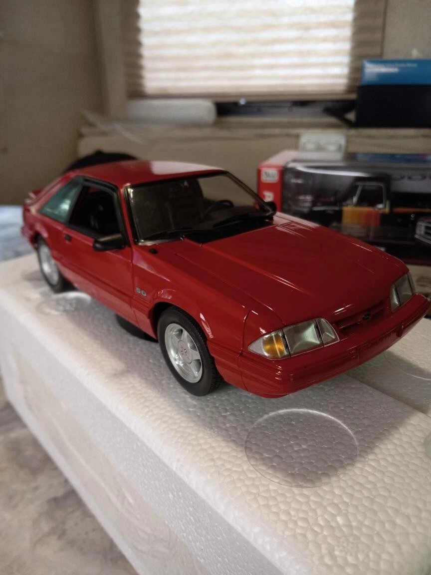 GMP 1993 Mustang LX Vermillion Red 1 18 scale diecast model car