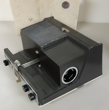 Vintage Crestline Deluxe Slide Projector UNTESTED No Power Cord sold as-is