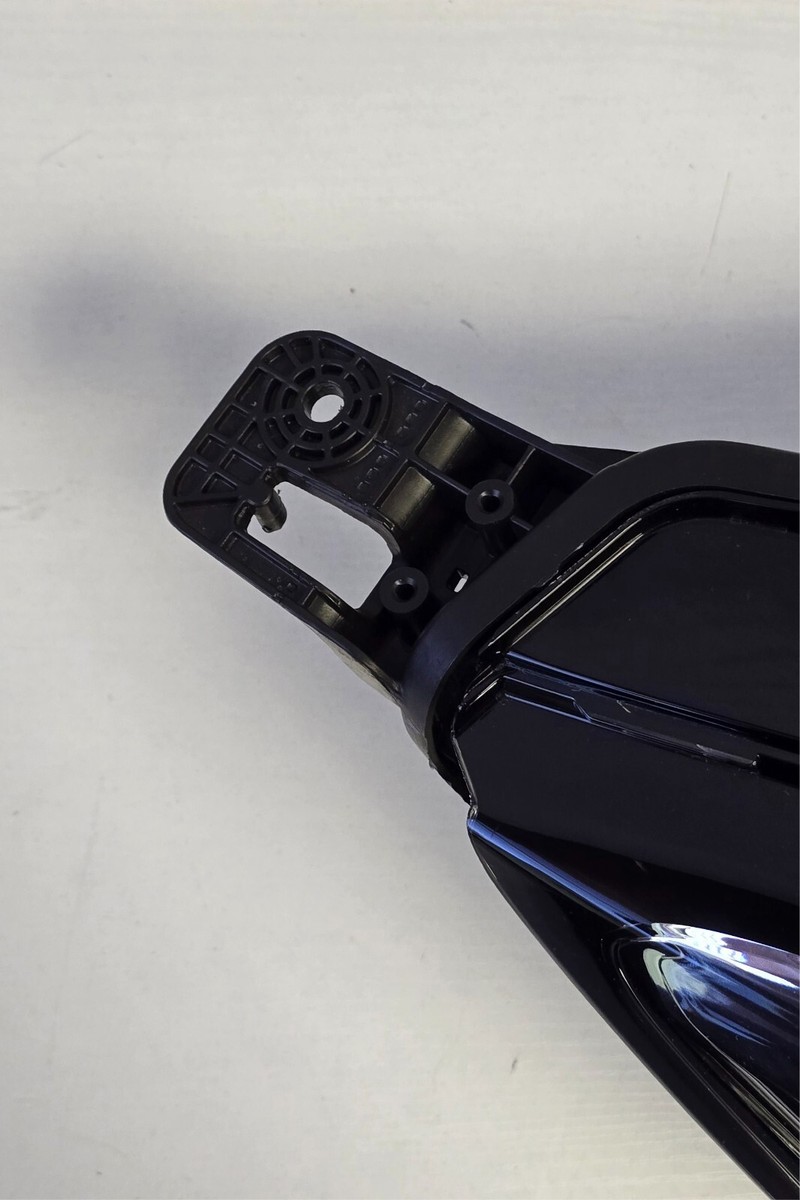 GENUINE 2023-2024 Lincoln Corsair Right Passenger Headlight OEM
