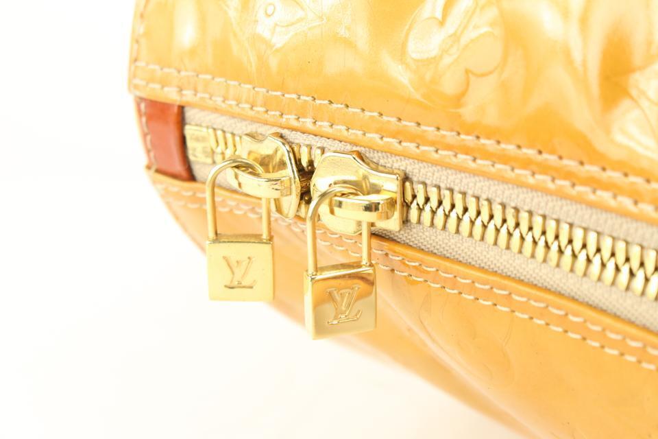 Keepall leather travel bag Louis Vuitton Yellow in Leather - 31644680