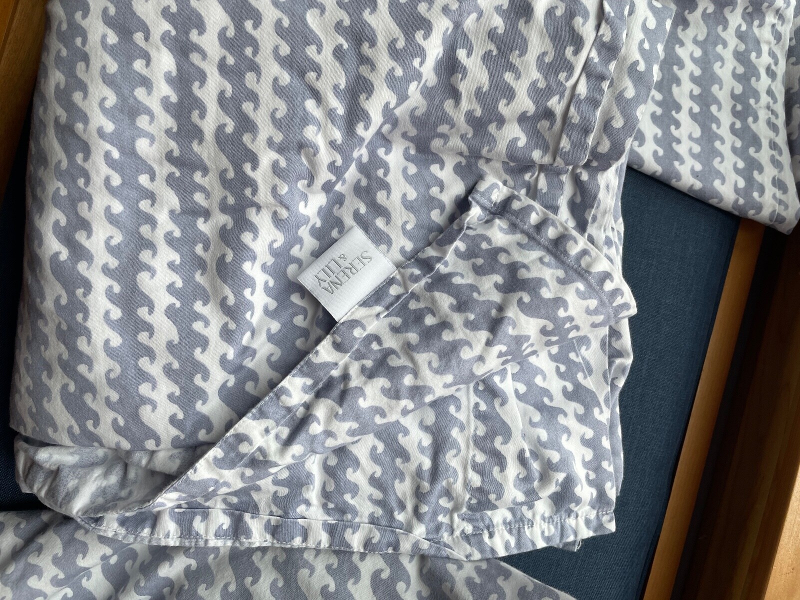 Set of Queen sheets with 4 pillow cases, Serena and Lily Cotton eBay