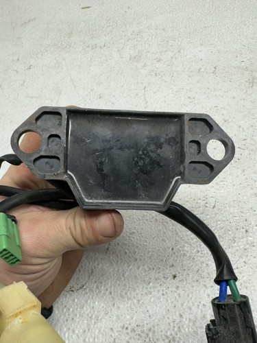 OEM HONDA POWER TILT RELAY PN# 38550-ZY9-003 - Picture 6 of 6