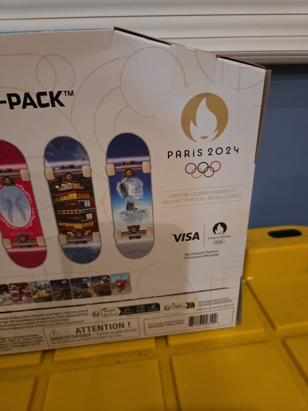 Tech Deck Competition Legends 8-Pack Mini Skateboards 2024 Olympic Games Paris