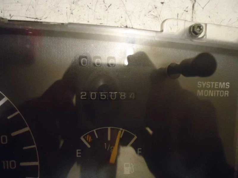 Velocímetro EE. UU. sin brújula para 97-99 Bonneville 124660 Foto 2 de 3