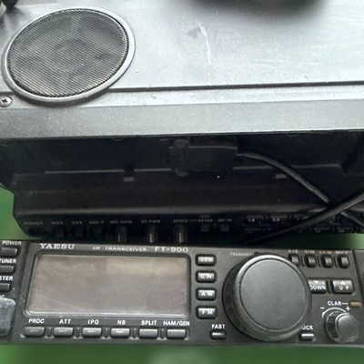 Yaesu FT900 HF Transceiver with Microphone Tested Black Made In