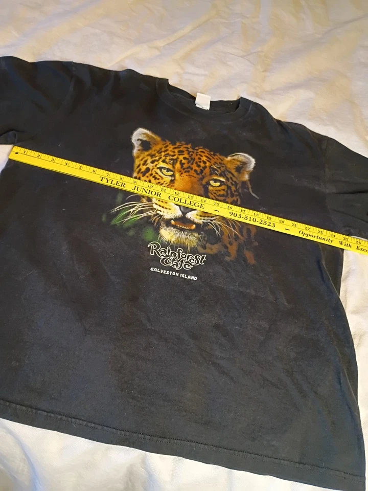 Vintage 90s Rainforest Cafe T-shirt Tee XXL Leopard Jaguar Galveston Texas - Image 4 of 4