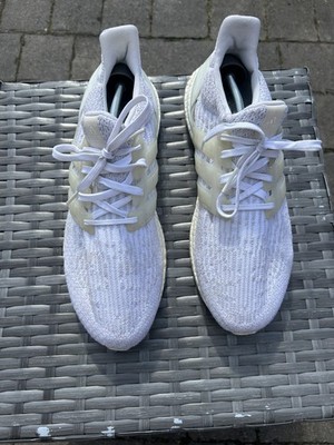 Adidas Ultra Boost Primeknit Größe 9 Laufschuhe Triple White