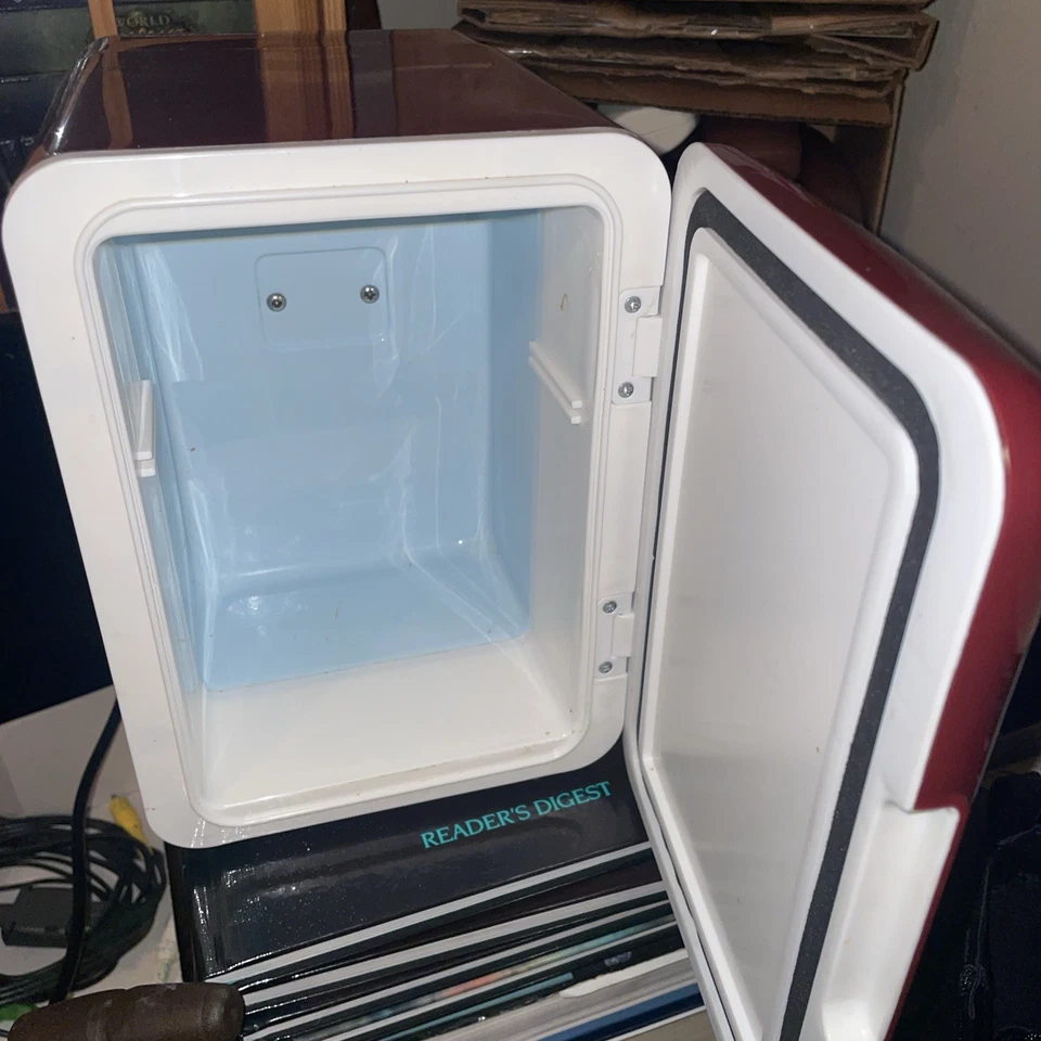 MIS135DRP DR. Pepper Mini Portable Compact Personal Fridge Cooler, 4 Liter Capac - Image 2 of 4