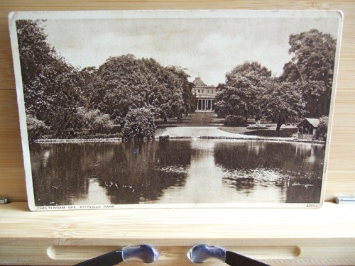 Collection of 26 Vintage Postcards from the UK - a lot of places! - Picture 21 of 24