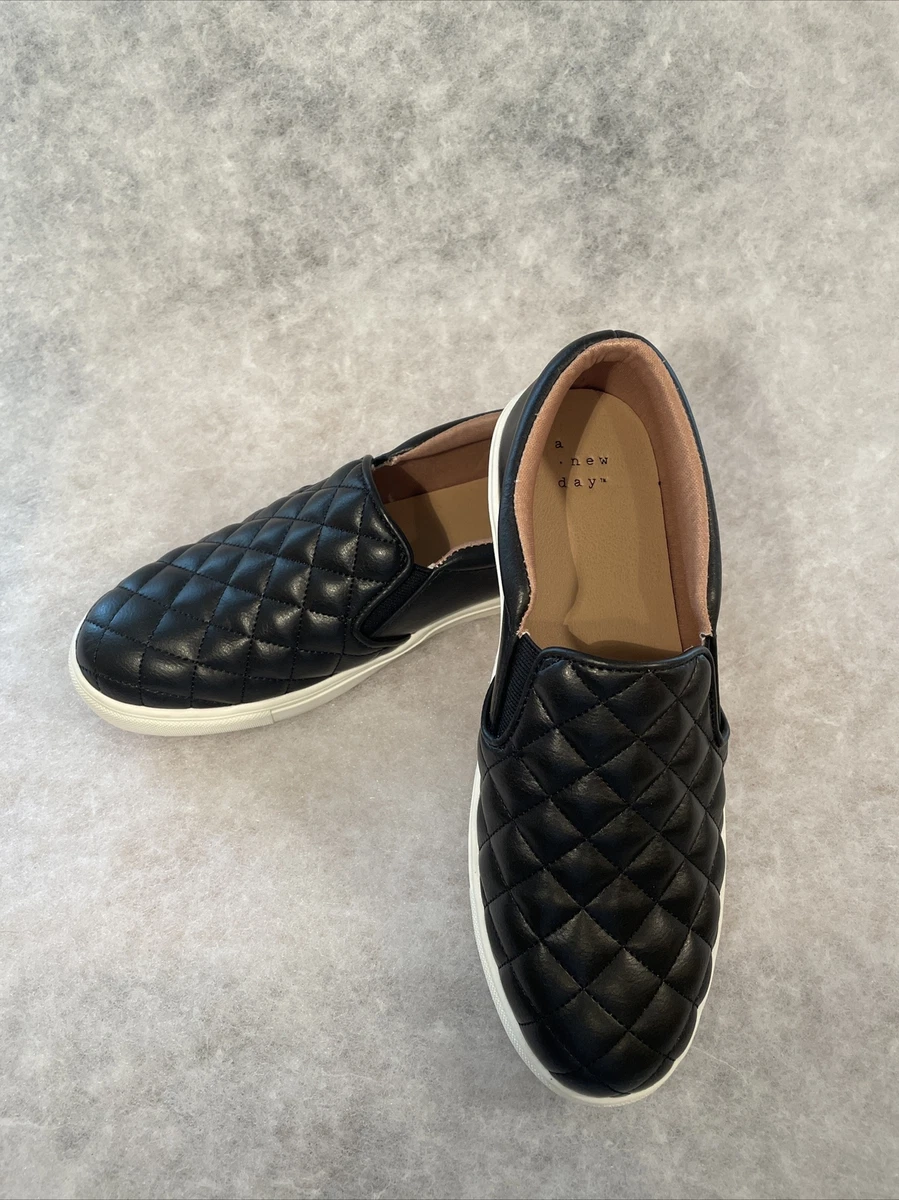 A new hotsell day loafers