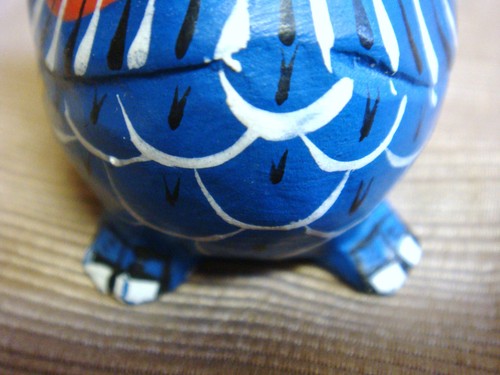CUT 2" Hand Painted & Carved Wooden WINKING OWL Souvenir of Mexico - Picture 7 of 9
