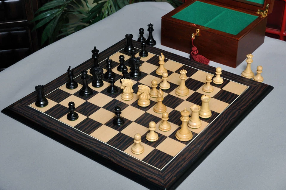 Library Imperial Collector Series Chess Set, Box & Board Combination - Ebony - Image 2 of 4