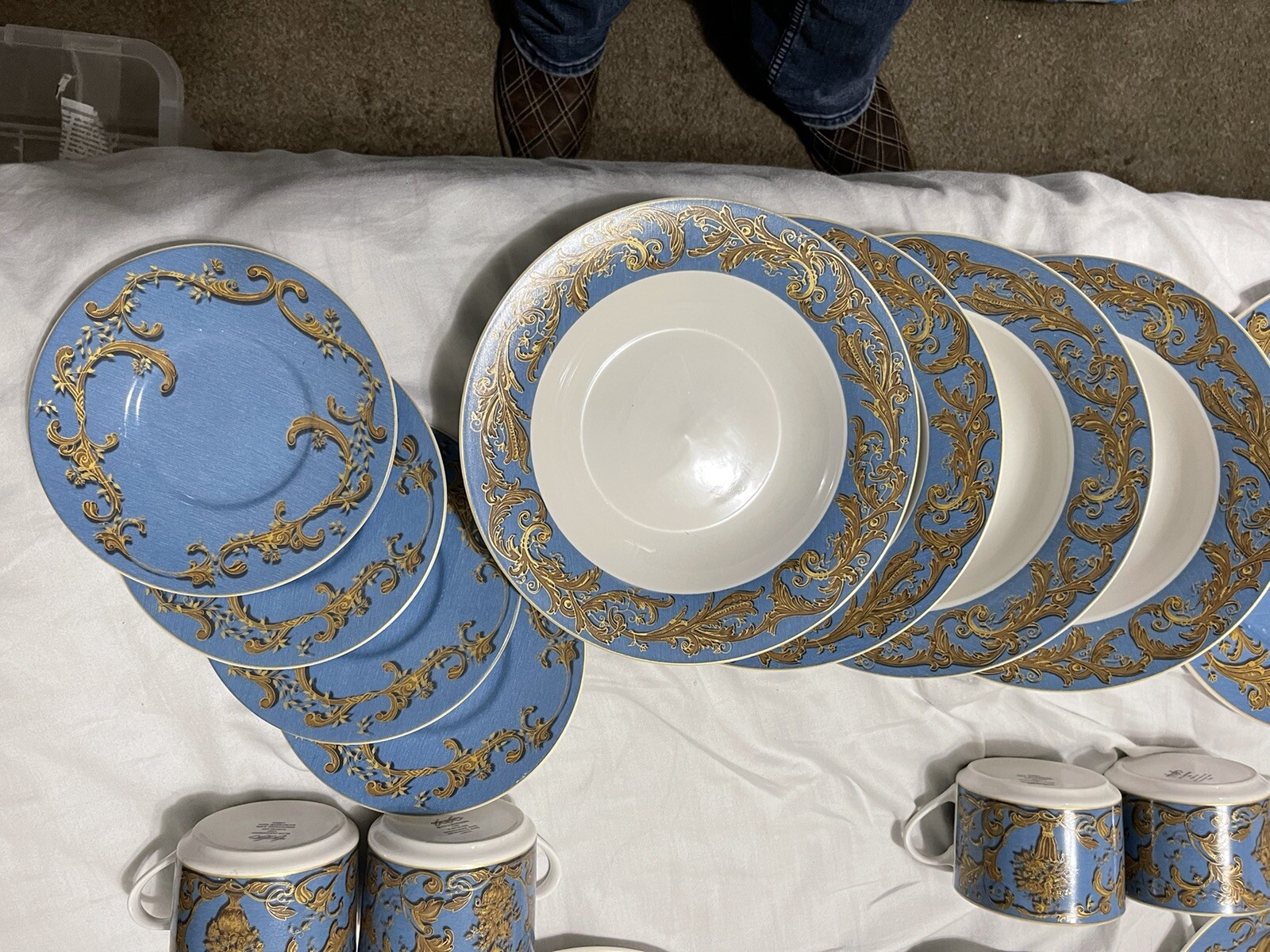 American atelier Blue Jariniere 20pc set