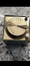 1969 Vintage Sony TFM-1837W 8 Transistor FM Radio D3 Cube Green