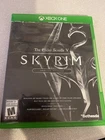 XBox One The Elder Scrolls V : Skyrim Special Edition  game ( free ship to Cdn )