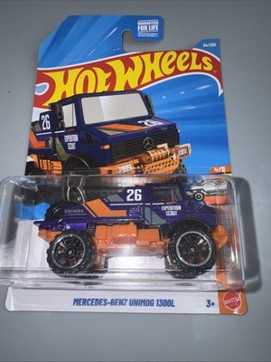 2026 Hot Wheels Mercedes-Benz Unimog 1300L 64/250 Trucking Along 4/5