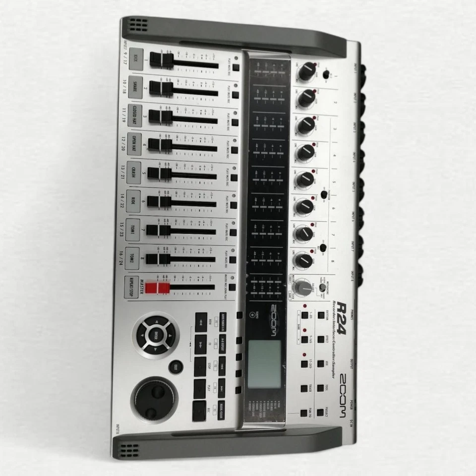 Zoom R24 Multi Track Recorder 24-Track Integrated Drum Machine USB Interface - Image 2 of 4