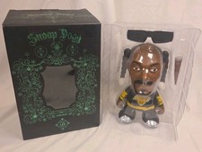 Detailed Guide to Rap and Hip Hop Collectibles 36
