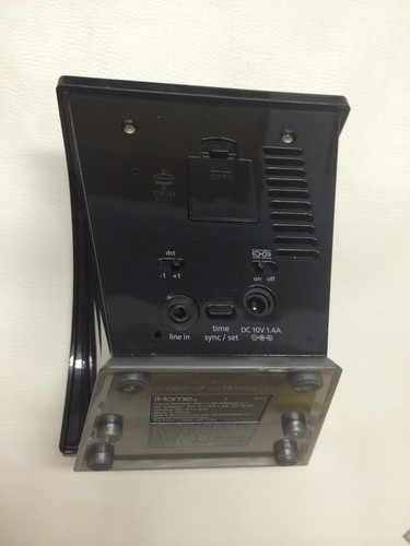 iHome Alarm Clock For iPhone & iPad Model iP11 Black - Picture 3 of 4