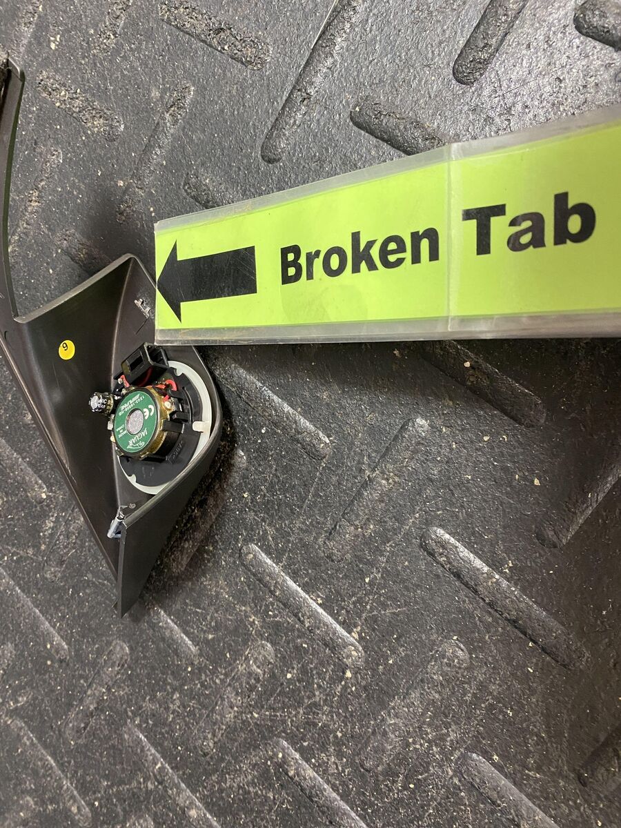 07-15 JAGUAR XK PASSENGER RH TWEETER SPEAKER INSIDE MIRROR 07-15 JAGUAR XK PASSENGER RH TWEETER SPEAKER INSIDE MIRROR