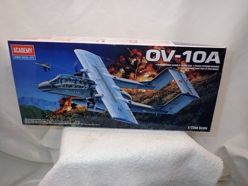 Academy 12492 P-47D Razorback & OV-10A 12463 1/72 Model Kits NEW - Picture 3 of 8