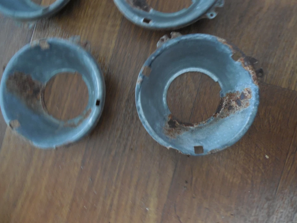 1959 Buick Electra 225, balde de farol e anéis conjunto de 4 cada, anéis e baldes - Imagem 2 de 4