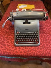 Macchina Da Scrivere Olivetti Lexikon 80. Tenuta molto bene!!!
