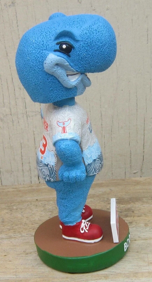 BOOMER the EXPLODING WHALE Mascot Eugene Emeralds Baseball SGA Bobblehead NIB - Image 3 of 4