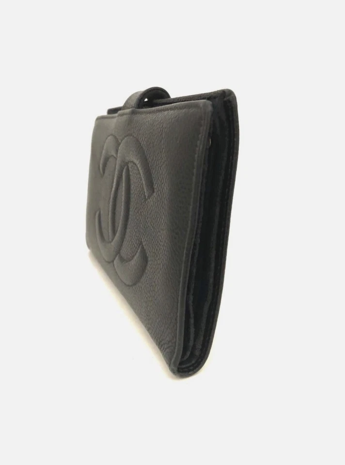 Cartera larga plegable de cuero de becerro granulada con logotipo CC negra 100 % auténtica de Chanel Foto 3 de 4