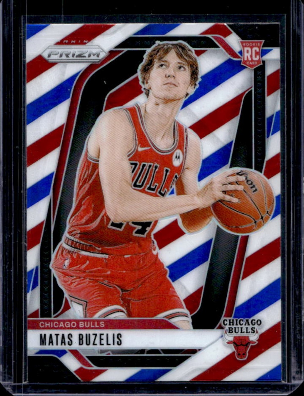 2024-25 Panini Prizm Matas Buzelis RC Red, White and Blue Rookie #252 Bulls