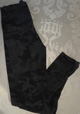 lululemon Women  s Size 6 Green/Black Camo High Rise Ankle Yoga Leggings
