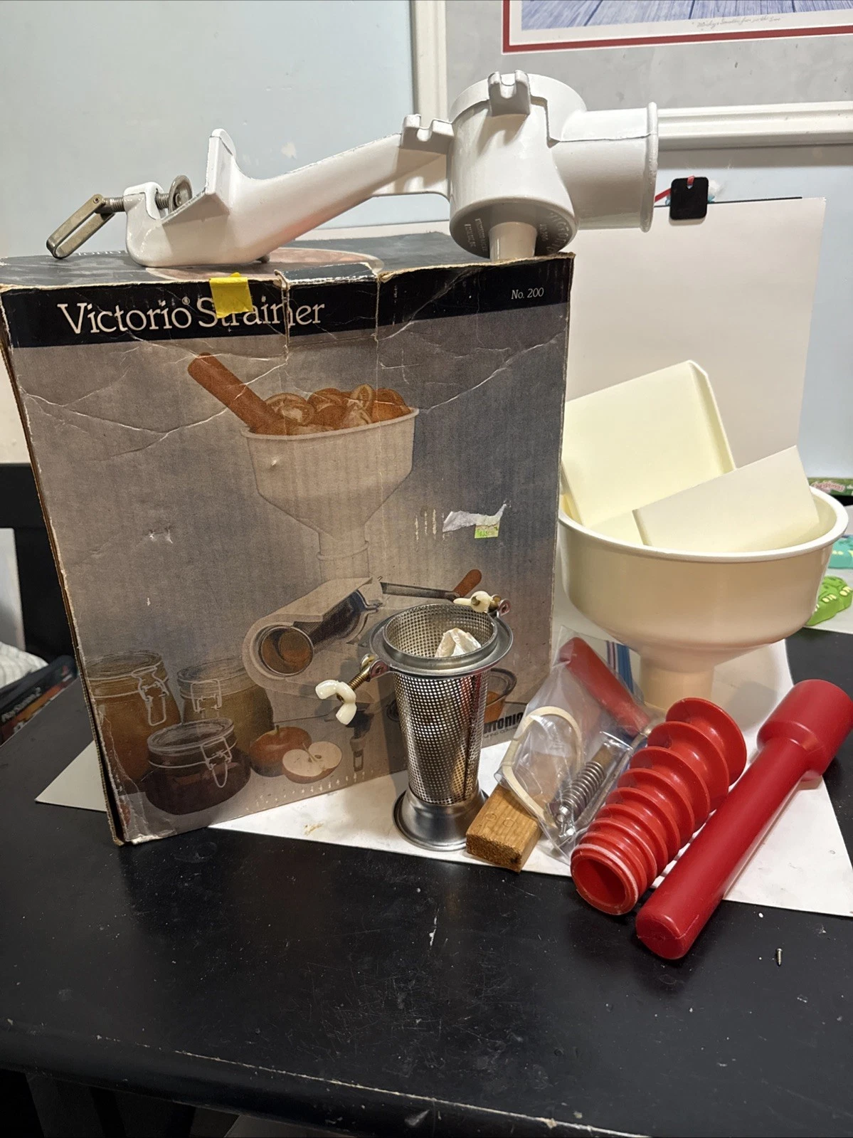 VTG Victorio No. 200 Food Strainer Tomato Sauce Juicer Puree w/ Box USA