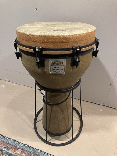 Remo Mondo Djembe Hand Drum 14" x 25"Key Tuned Fiberskyn 3 Earth Finish Stand