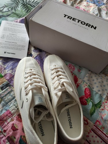 cream platform trainers