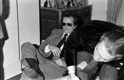 Jack Nicholson attends a party at the New York City home of F- 1977 Old Photo 8