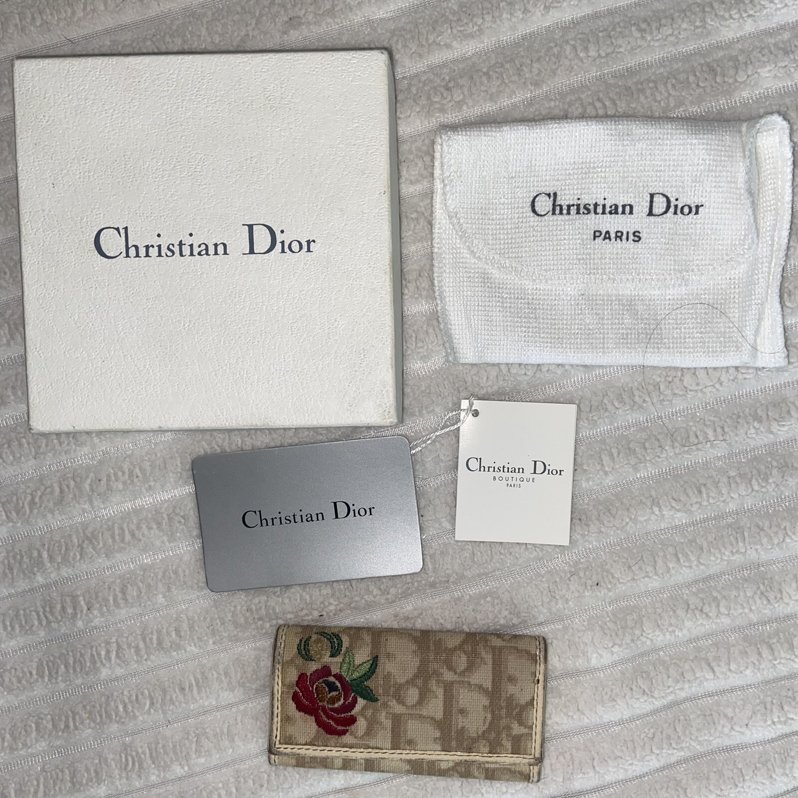 Vintage Christian Dior Key holder case Leather White … Gem