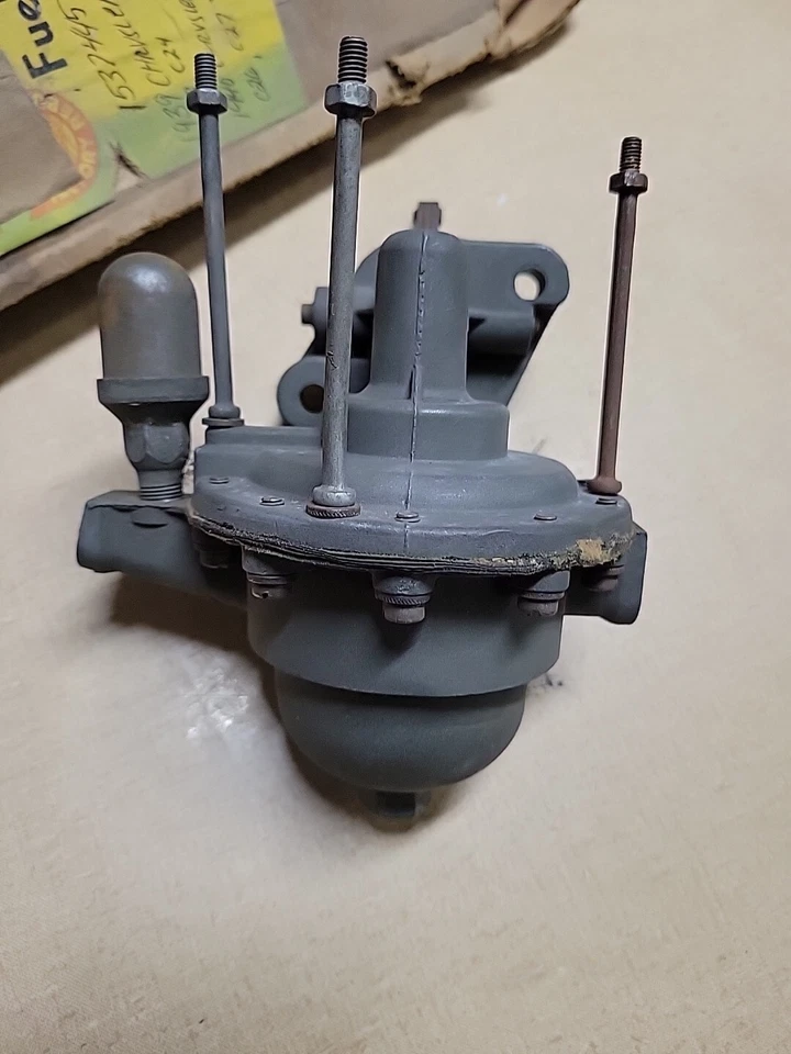 Bomba de combustible vintage NOS AC para Chrysler NY IMPERIAL SARATOGA TRAVELER 1939 1940 OE Foto 3 de 4