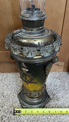 Antique B&H Bradley & Hubbard Parlor Banquet Oil Lamp - Picture 4 of 18