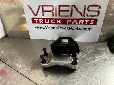 FORD REAR ENGINE MOUNT BRACKET YC35-5086-AB