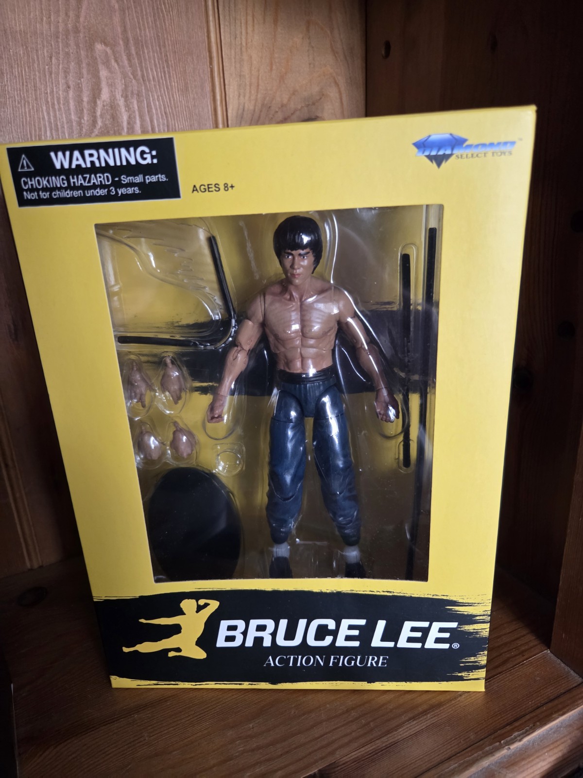 Bruce Lee 6-inch Action Figure Diamond Select Toys