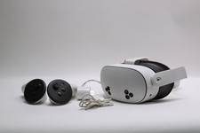Meta Quest 3S 128GB VR Headset w/ Controllers