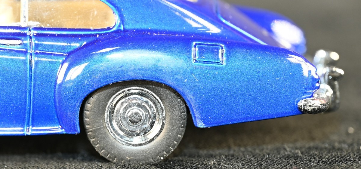1955 Bentley 'R' Continental Blue 1:43 Diecast Dinky DY-13B in box