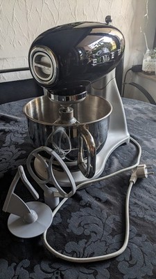 SMEG Küchenmaschine schwarz Mit Zubehör/Gebraucht